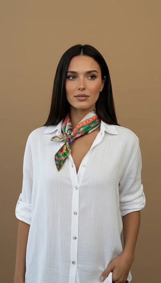 Pañuelo Guacamayos marfil 100x100